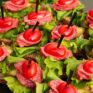Appetithappen mit Tomaten und Salami