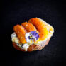 Bruschetta mit karamellisierter Pfirsich und Gorgonzola