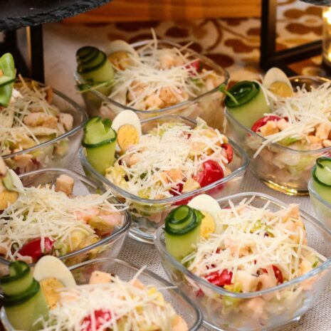 Cäsar-Salat mit Garnelen