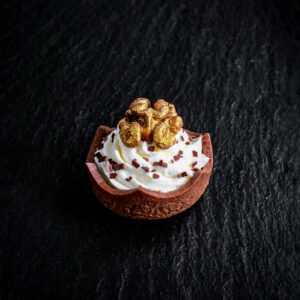 Dessert Nusskrone