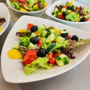Gemischter Gemüsesalat · Portioniert