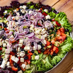 Griechischer Salat · Plateau-Servierung