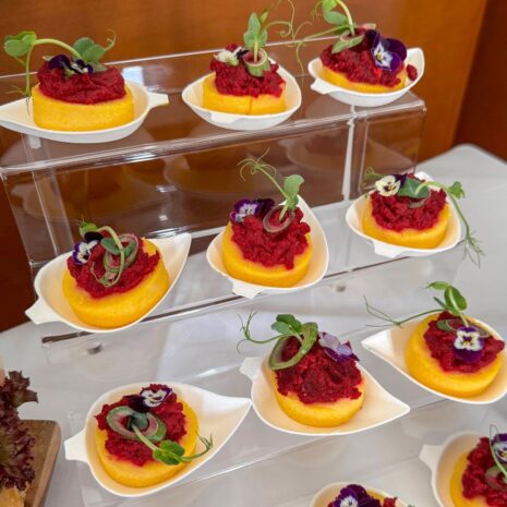 Knusprige Polenta mit roter Rübe Knusprige Polenta mit roter Rübe