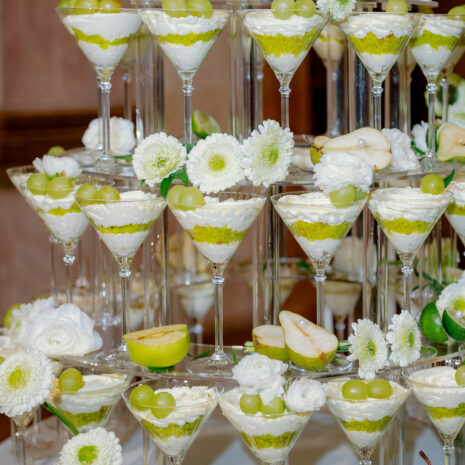 Wedding Dessertpyramide im Glas Wedding Dessertpyramide im Glas